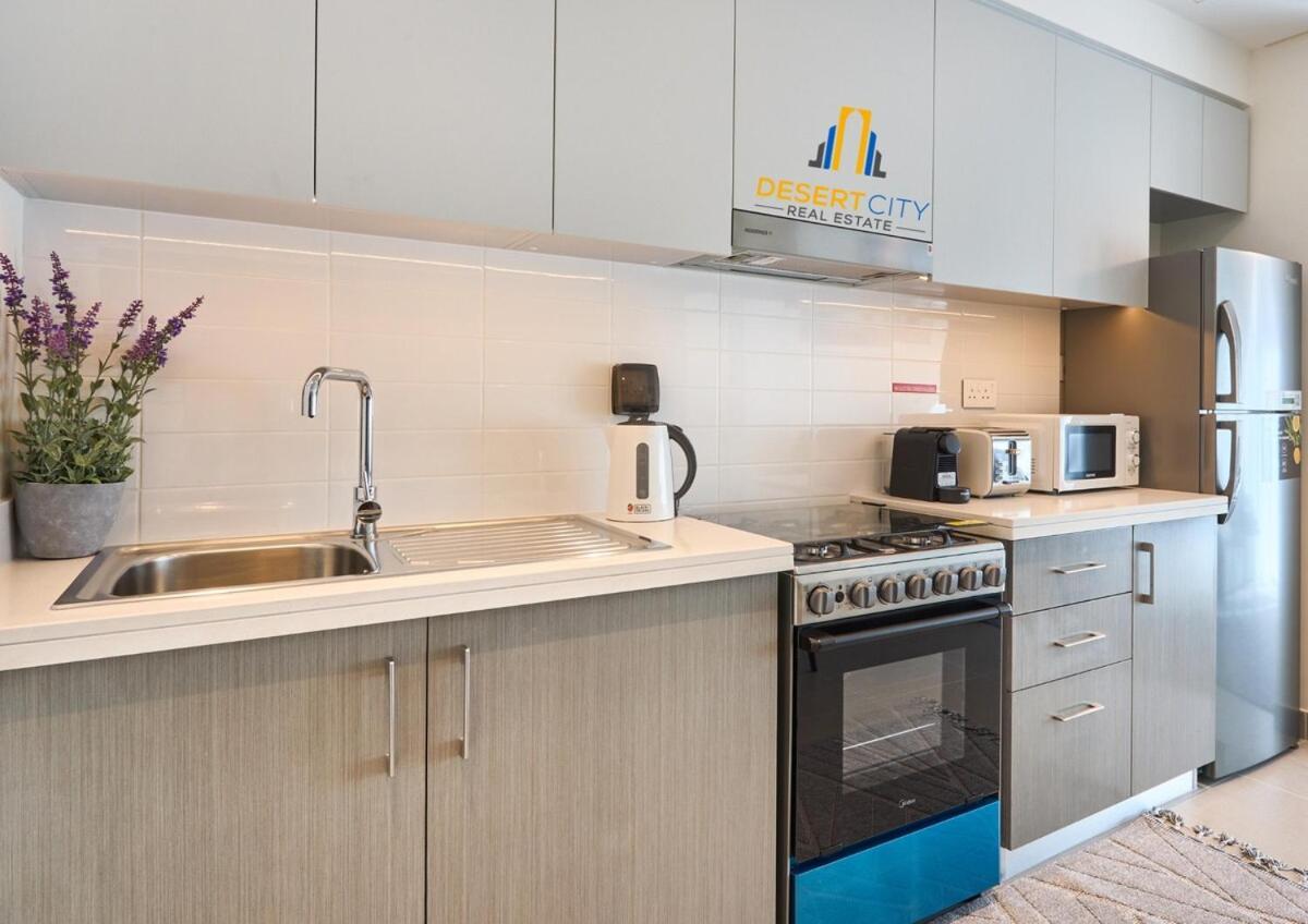 Apartment Cozy & Modern 1 Bedroom In Downtown Dubai, Hosted By Desert *